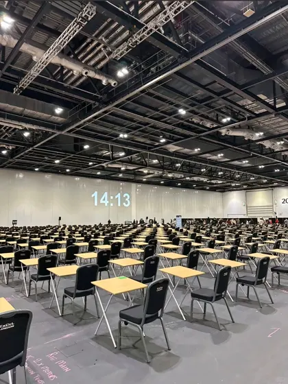 奉劝那些挂科还想线上补考的留学生们...